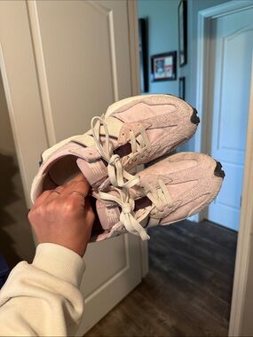 New Balance Pink Suede Retro-Style Sneakers DOES NOT COME IN BOX